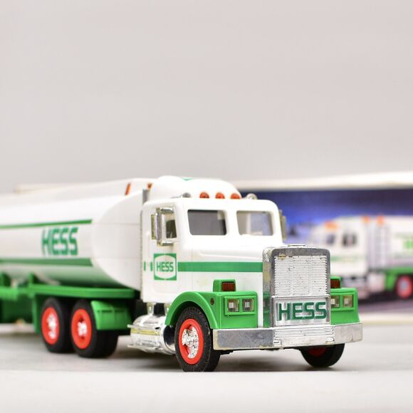 VTG HESS TRAINING VAN FIRE TRUCK GAS GASOLINE TANKER CHRISTMAS VAN LOT BUNDLE - Picture 6 of 6